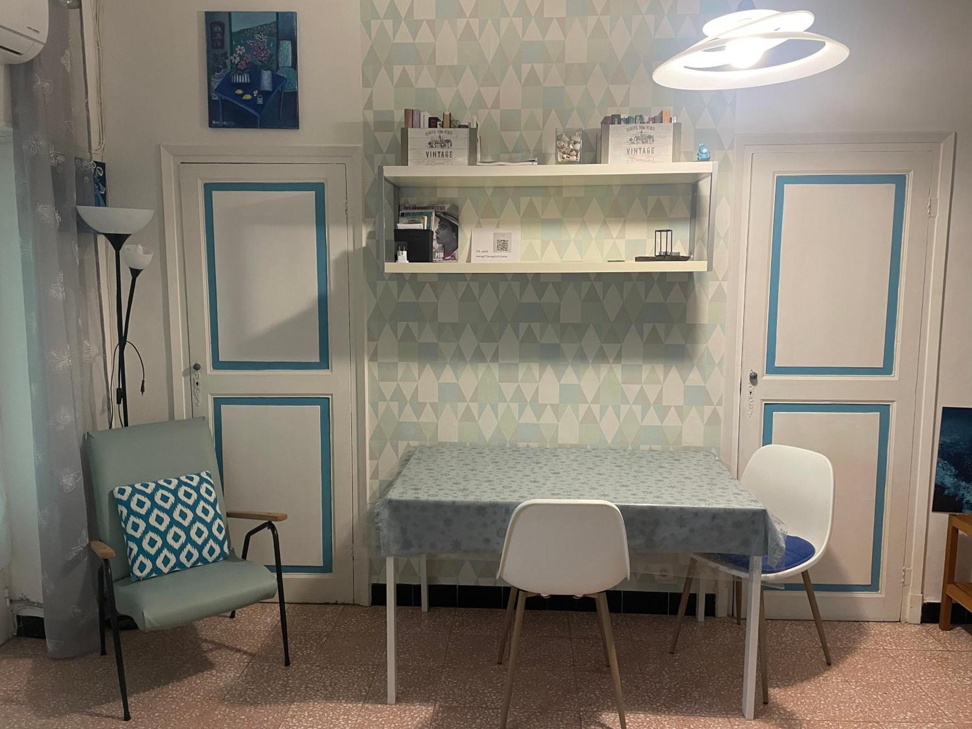 Welcome In The Cozy Blue Nest Pedestrian 芒通 外观 照片
